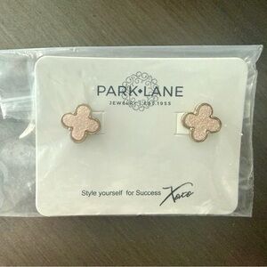 PERFECT FOR VALENTINE’S DAY!! 
Park Lane Pink Shimmer Icon Earrings